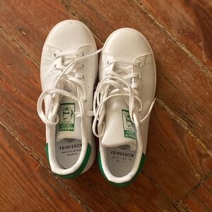 Adidas Kids Stan Smith White and Green Sneakers Sz 3.5